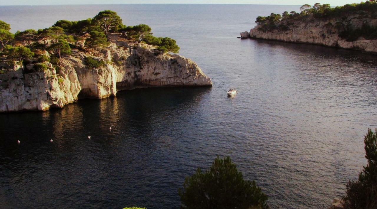 Charmant Studio Cassis Luaran gambar